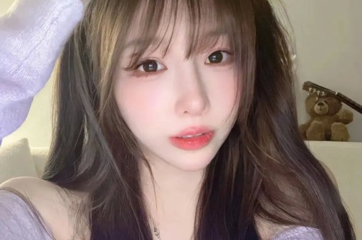 42岁女明星的老公出轨这种狗血新闻居然让我鼻子一酸